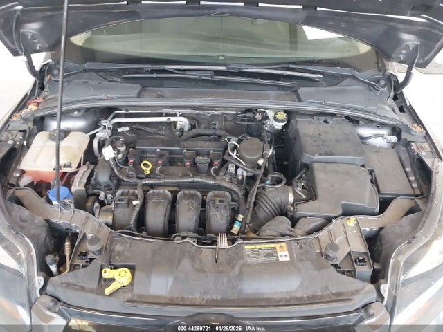 1FADP3J2XEL230364 Ford Focus Titanium