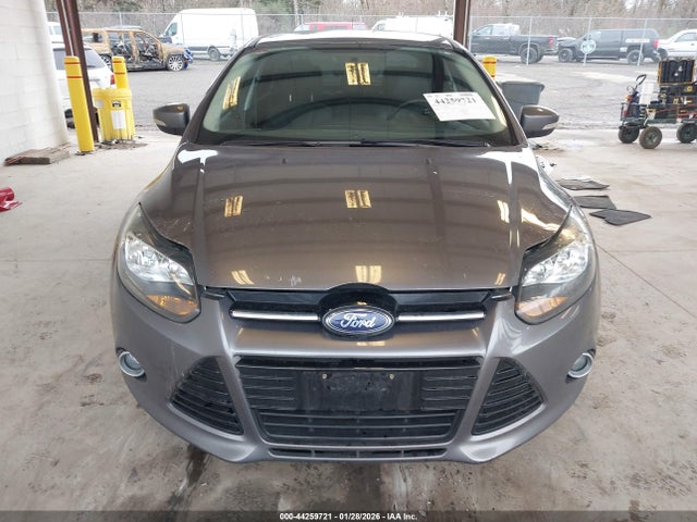 1FADP3J2XEL230364 Ford Focus Titanium