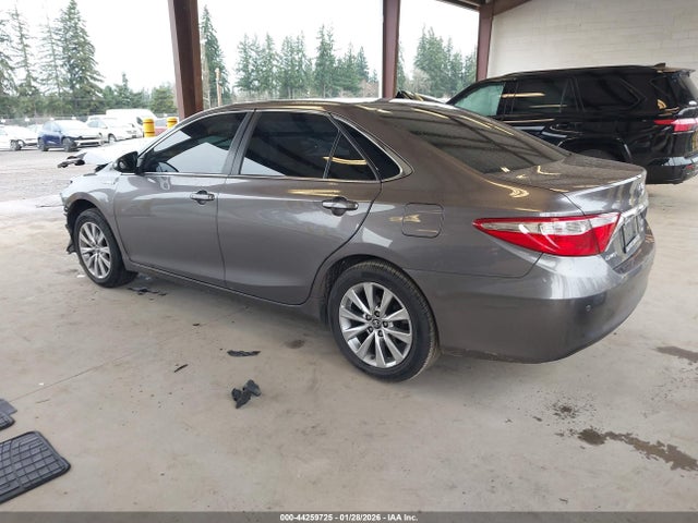 4T1BD1FK8HU228047 Toyota Camry Hybrid Le