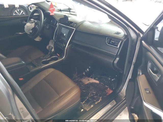 4T1BD1FK8HU228047 Toyota Camry Hybrid Le