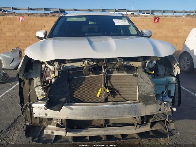 5TDDZRBH7NS575649 Toyota Highlander Limited