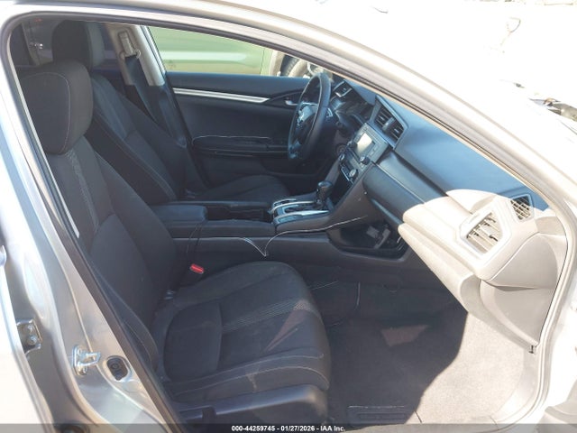Honda Civic Lx 2018 2HGFC2F58JH602109 Image 5
