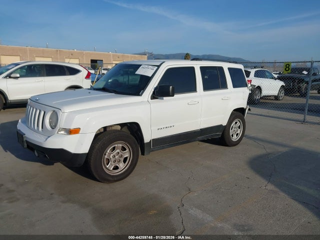 Jeep Patriot Sport 2014 1C4NJPBAXED595277 Image 2