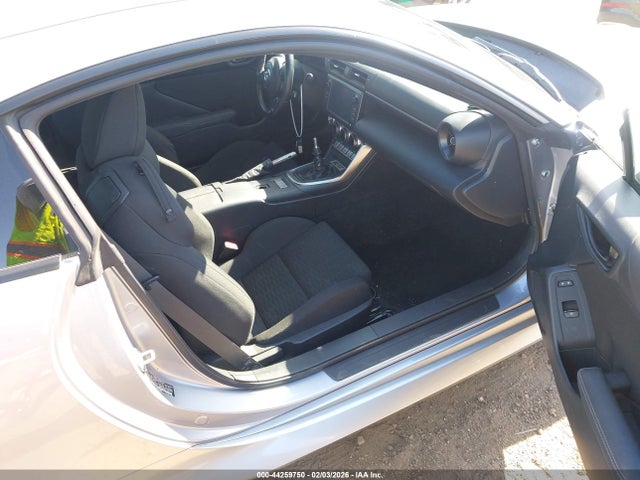 Toyota GR86 2022 JF1ZNBB14N9755381 Image 5
