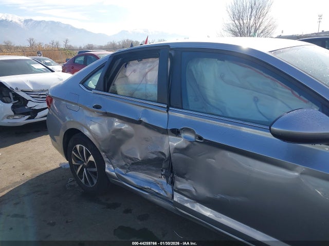 3VW5X7BU1SM058898 Volkswagen Jetta 1.5t S