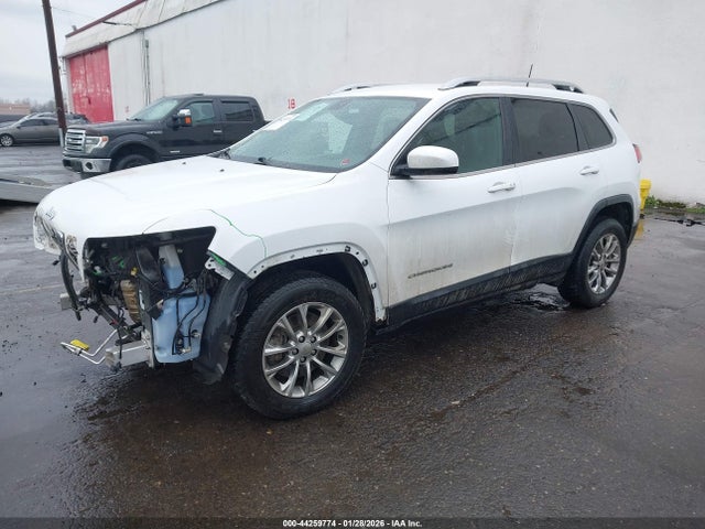 Jeep Cherokee Latitude Plus 4x4 2019 1C4PJMLX7KD223661 Image 2