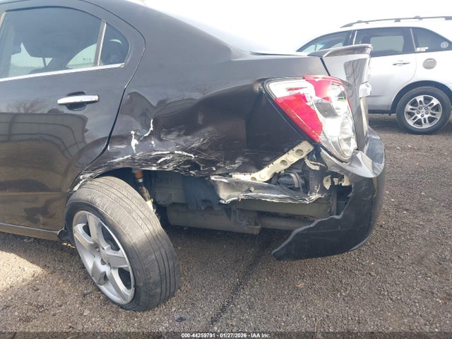 1G1JE5SB9G4104614 Chevrolet Sonic Ltz Auto