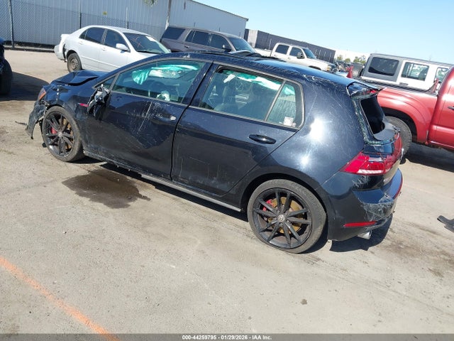 3VW6T7AU4MM003821 Volkswagen Golf GTI