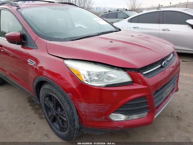 1FMCU9G92FUC62898 Ford ESCAPE SE