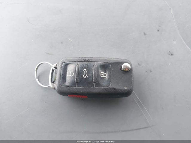 1VWBA7A34JC036181 Volkswagen Passat 2.0t Se