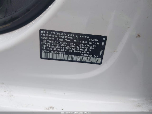 1VWBA7A34JC036181 Volkswagen Passat 2.0t Se