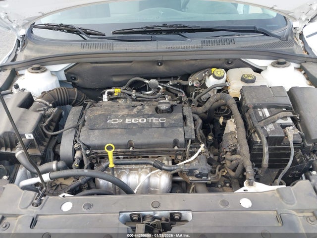 Chevrolet Cruze Ls Auto 2015 1G1PA5SG4F7170809 Image 10