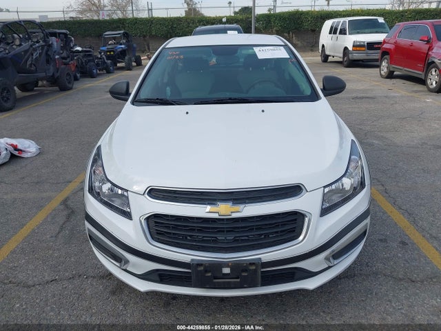 Chevrolet Cruze Ls Auto 2015 1G1PA5SG4F7170809 Image 12