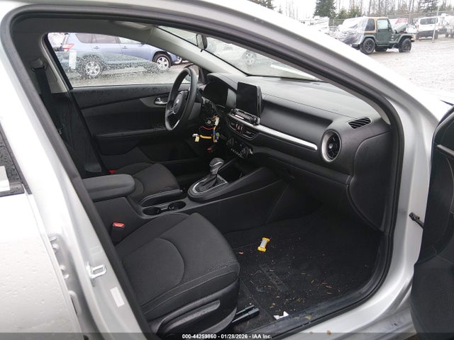 3KPF24AD6KE041546 KIA Forte Lxs