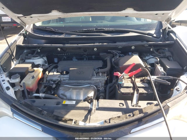 2T3WFREV3GW285977 Toyota Rav4 Xle