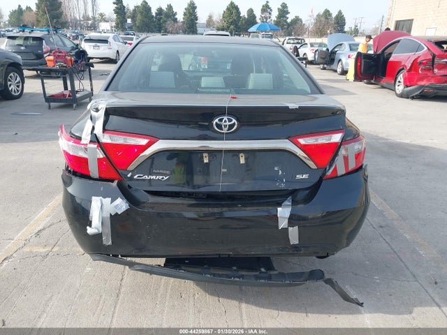4T1BF1FKXGU610301 Toyota CAMRY SE