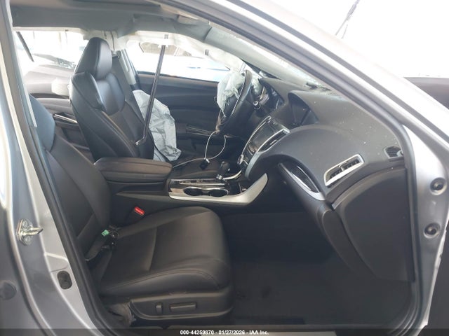 19UUB1F38JA008010 Acura TLX