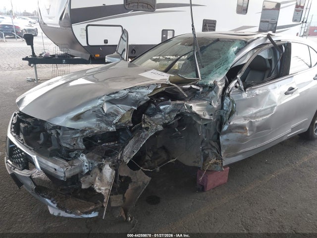 19UUB1F38JA008010 Acura TLX