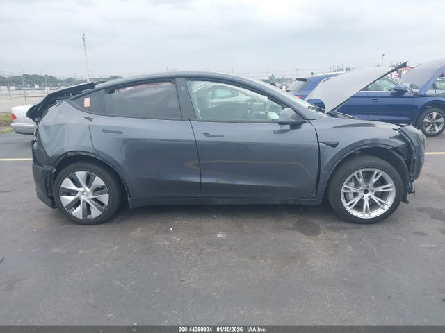 7SAYGDED8PF931541 Tesla Model Y Rwd