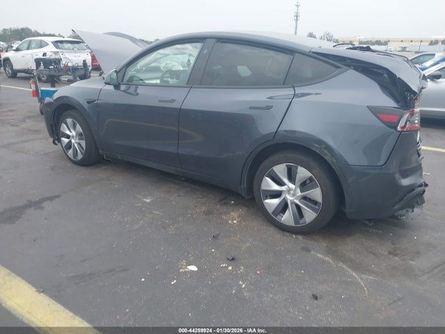 2023 TESLA MODEL Y 7SAYGDED8PF931541 Photo 2