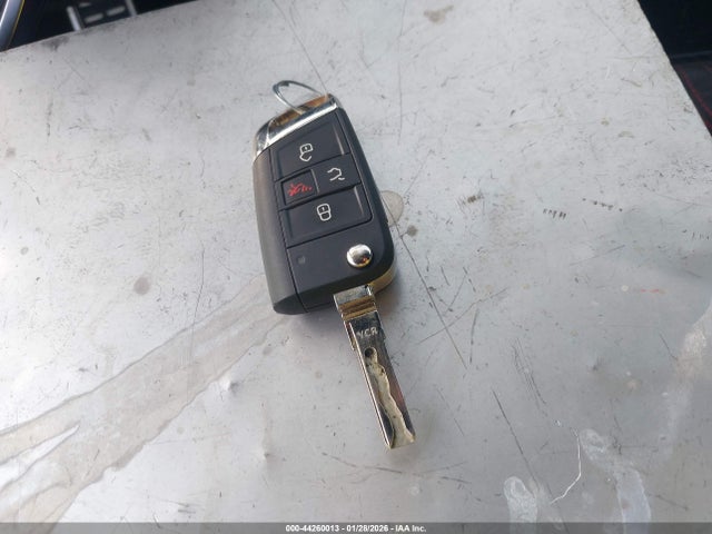 2017 VOLKSWAGEN GOLF GTI 3VW4T7AU7HM029505 Photo 10