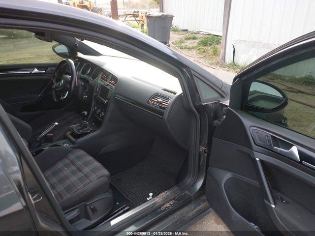 2017 VOLKSWAGEN GOLF GTI 3VW4T7AU7HM029505 Photo 4