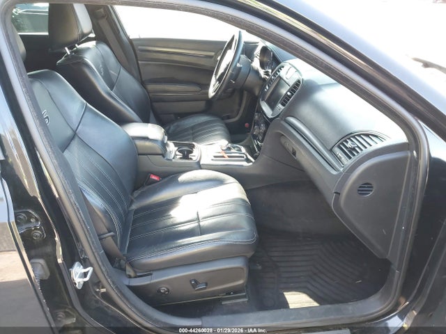 2C3CCABT3FH818087 Chrysler 300 300s