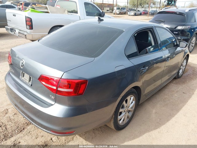 3VWD17AJ5FM224804 Volkswagen Jetta 1.8t Se