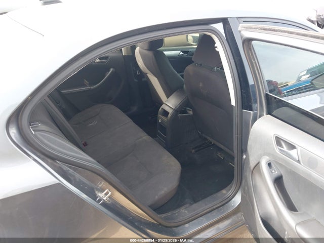 3VWD17AJ5FM224804 Volkswagen Jetta 1.8t Se