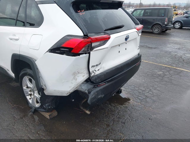 2T3RWRFV8MW110003 Toyota Rav4 Hybrid Xle
