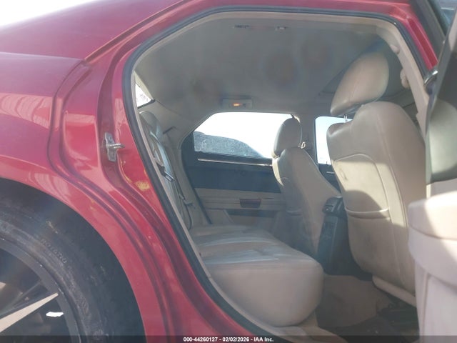 Продажа на аукционе авто 2007 Chrysler 300c, vin: 2C3KA63HX7H684737, номер лота: 44260127