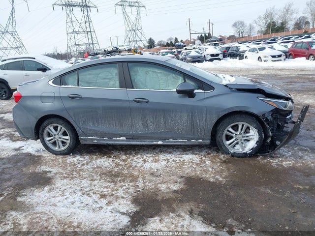 1G1BE5SM9J7119299 Chevrolet Cruze Lt Auto