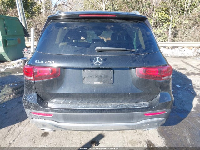 2020 Mercedes-benz Glb 250 მანქანა იყიდება აუქციონზე, vin: WDC4M4GB3LW004172, აუქციონის ნომერი: 44260264