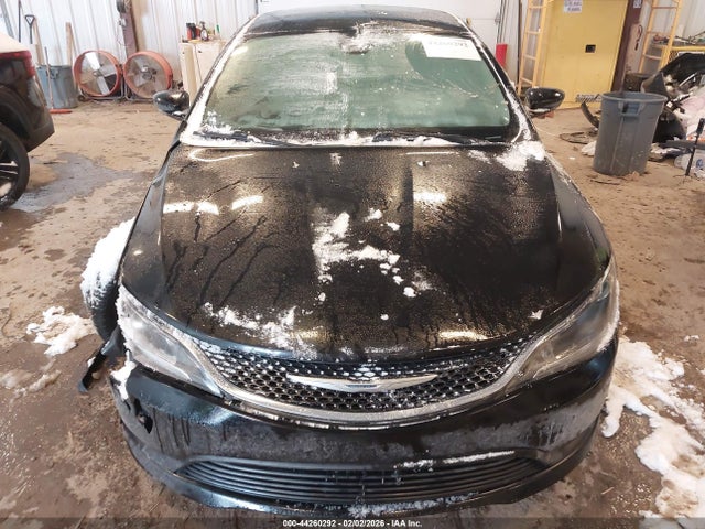 2015 Chrysler 200 Lx მანქანა იყიდება აუქციონზე, vin: 1C3CCCFB6FN728937, აუქციონის ნომერი: 44260292