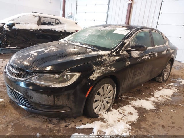 2015 Chrysler 200 Lx მანქანა იყიდება აუქციონზე, vin: 1C3CCCFB6FN728937, აუქციონის ნომერი: 44260292