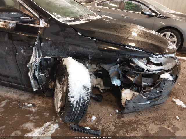 2015 Chrysler 200 Lx მანქანა იყიდება აუქციონზე, vin: 1C3CCCFB6FN728937, აუქციონის ნომერი: 44260292