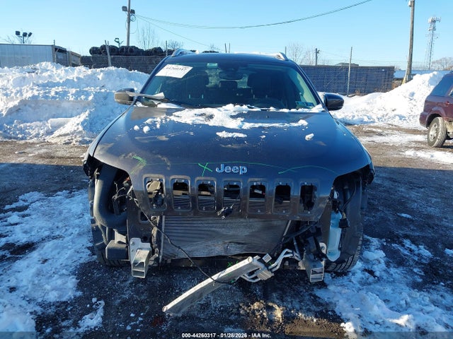 1C4PJMDX6KD103039 Jeep Cherokee Limited 4x4
