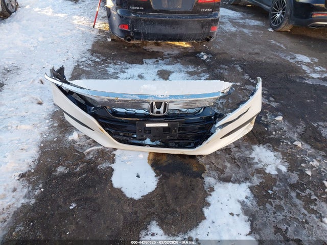 1HGCV1F17JA019615 Honda ACCORD LX