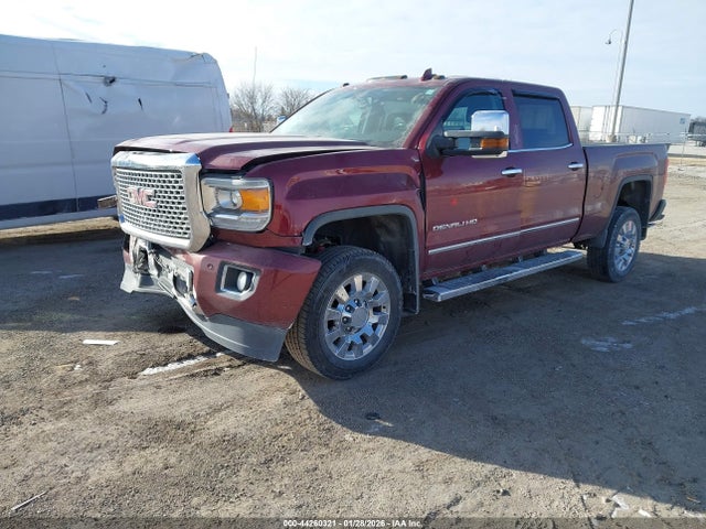 GMC Sierra 2500hd Denali 2015 1GT120EG7FF610844 Image 2