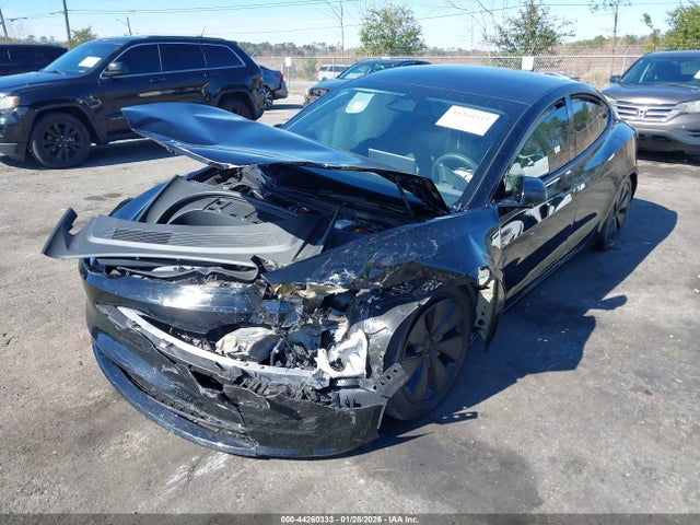 Продажа на аукционе авто 2024 Tesla Model 3, vin: 5YJ3E1EA2RF724258, номер лота: 44260333
