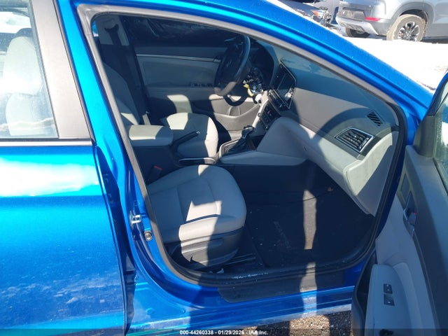 KMHD84LF3HU207550 Hyundai ELANTRA SE