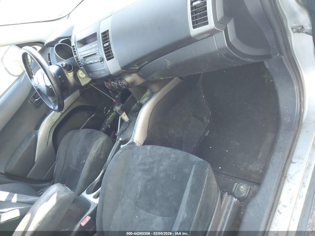 2007 MITSUBISHI OUTLANDER JA4MS31X97Z003701 Photo 4