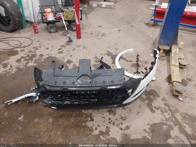 Продажа на аукционе авто 2020 Audi Rs Q8 Tfsi Quattro Tiptronic, vin: WU1ARBF1XLD025686, номер лота: 44260384