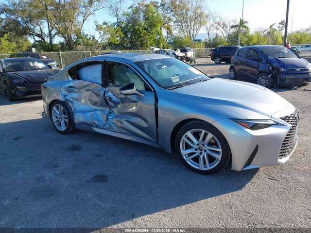 2023 LEXUS IS 300 JTHCA1D24P5128362