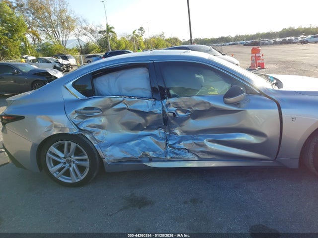 2023 LEXUS IS 300 JTHCA1D24P5128362 Photo 5