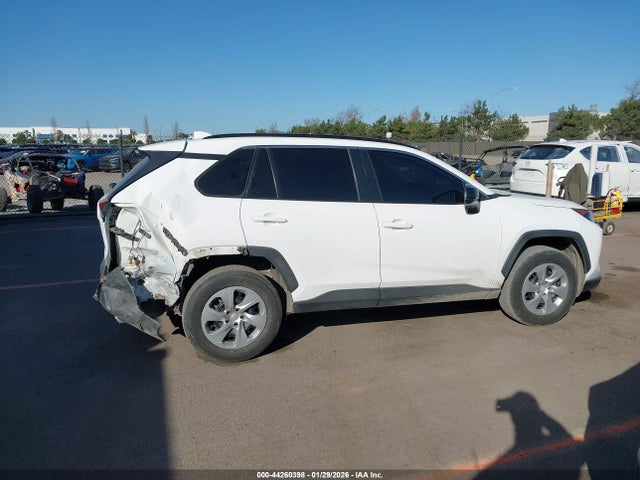 Toyota RAV4 LE 2021 2T3H1RFVXMC165161 Image 14
