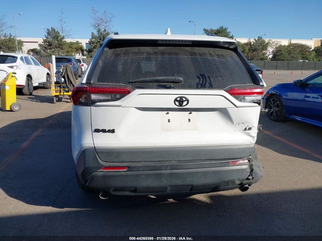 Toyota RAV4 LE 2021 2T3H1RFVXMC165161 Image 17