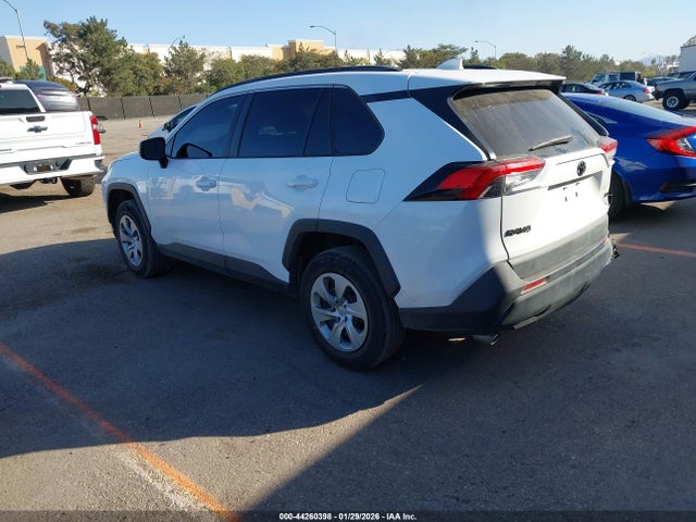Toyota RAV4 LE 2021 2T3H1RFVXMC165161 Image 3
