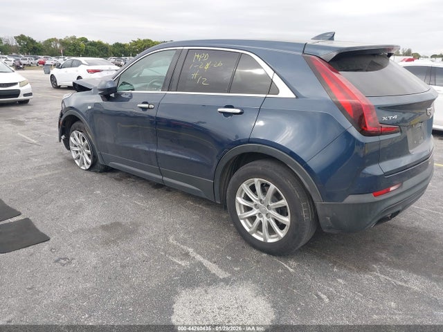2020 CADILLAC XT4 1GYAZAR40LF143662 Photo 2