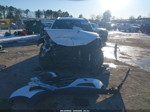 KM8J3CA46JU742939 Hyundai TUCSON SEL